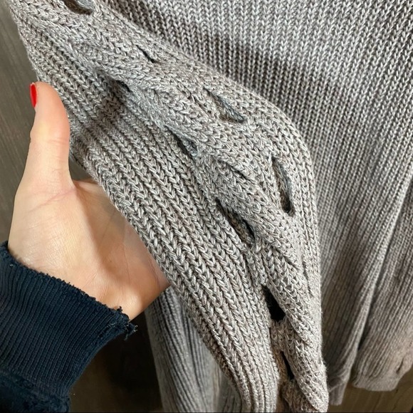 Lucky Brand Gray Knit long sleeve sweater women's size small - Picture 2 of 6